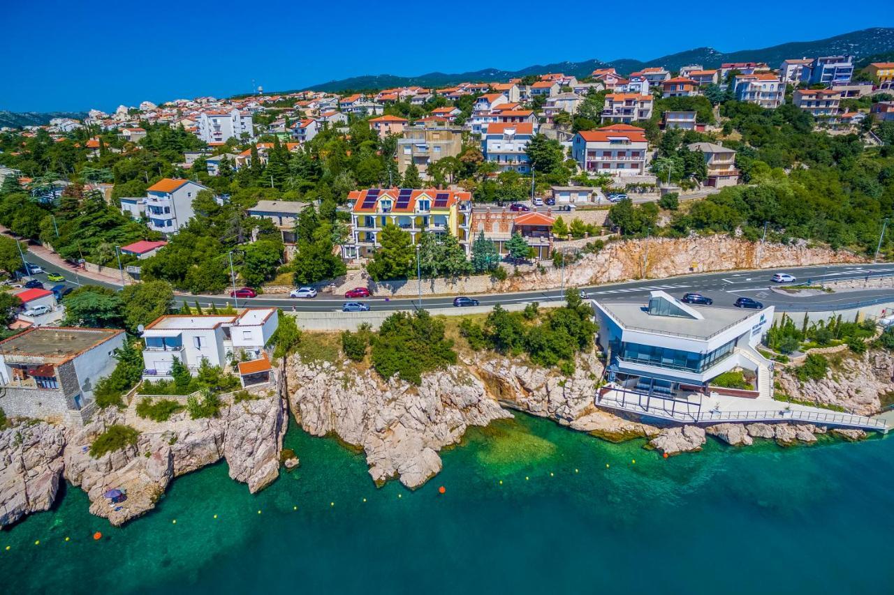 Palace Paulina Residence Novi Vinodolski Exterior foto